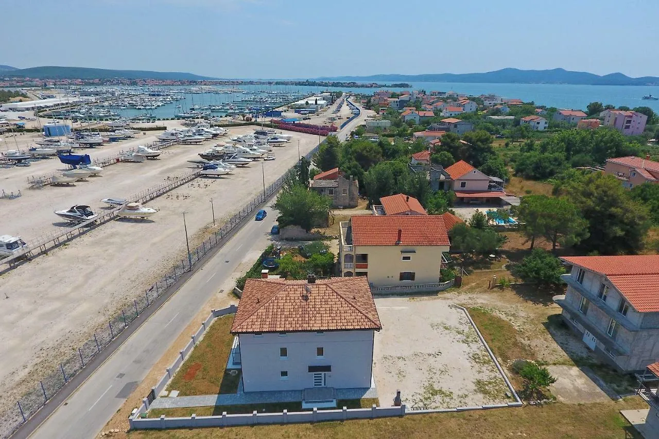 Apartments Villa Navi Bibinje Croatia