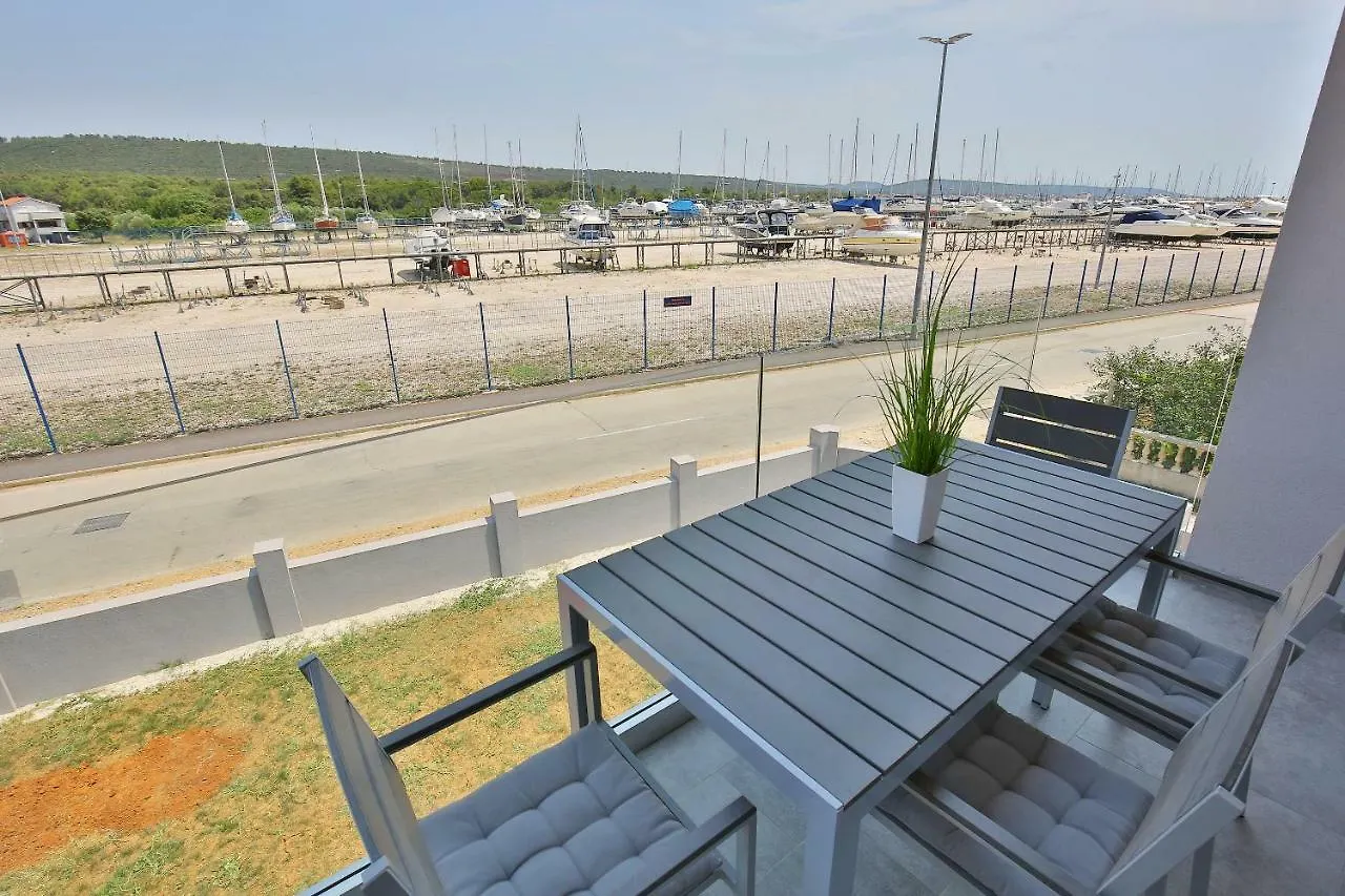 Apartments Villa Navi Bibinje Hırvatistan