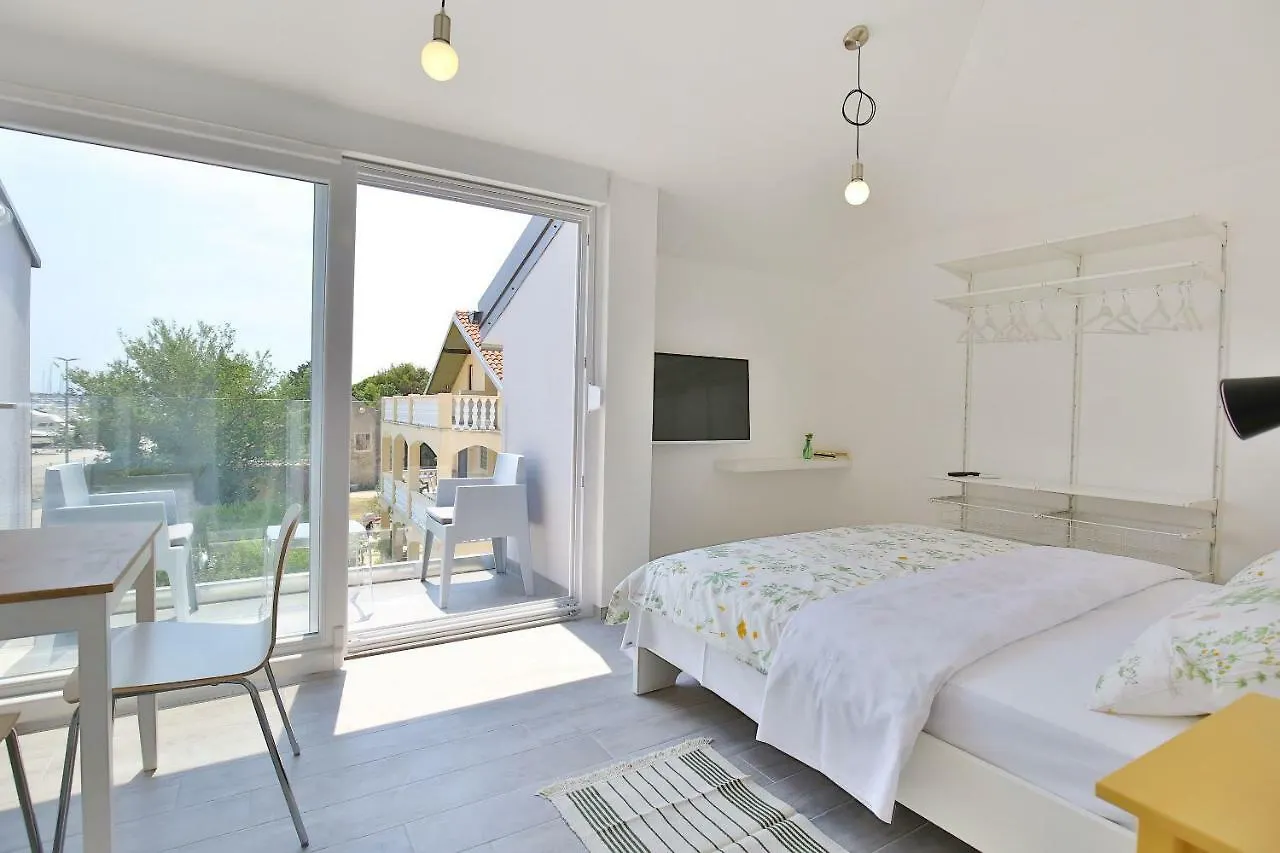 Apartments Villa Navi Bibinje
